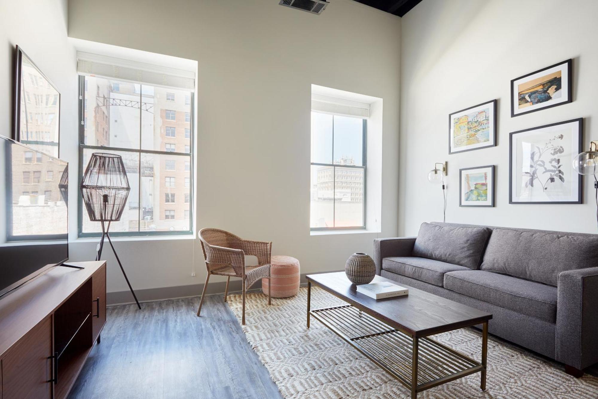 Kasa Altmayer Savannah Room photo